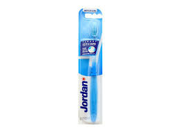 CD JORDAN  Szczoteczka Target TEETH & Gums Medium   (k=12)